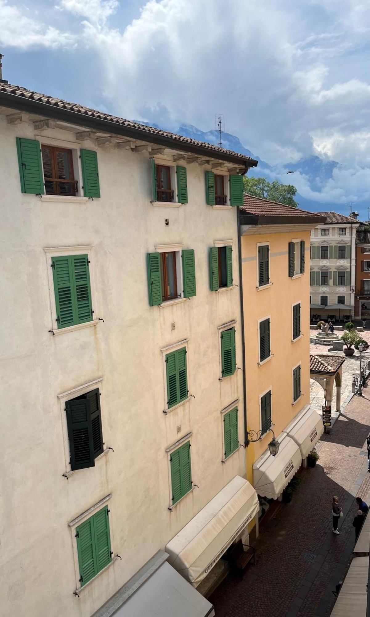 Palazzo Riccamboni Apartment Riva del Garda Exterior photo